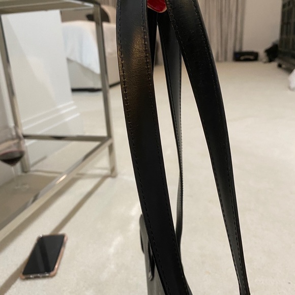 Authentic Epi Black LV Bag - Picture 8 of 9